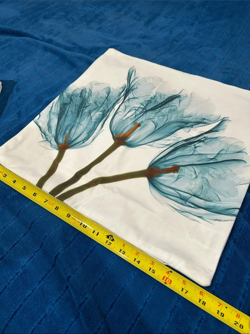 Decorative pillowcases, 4 pack